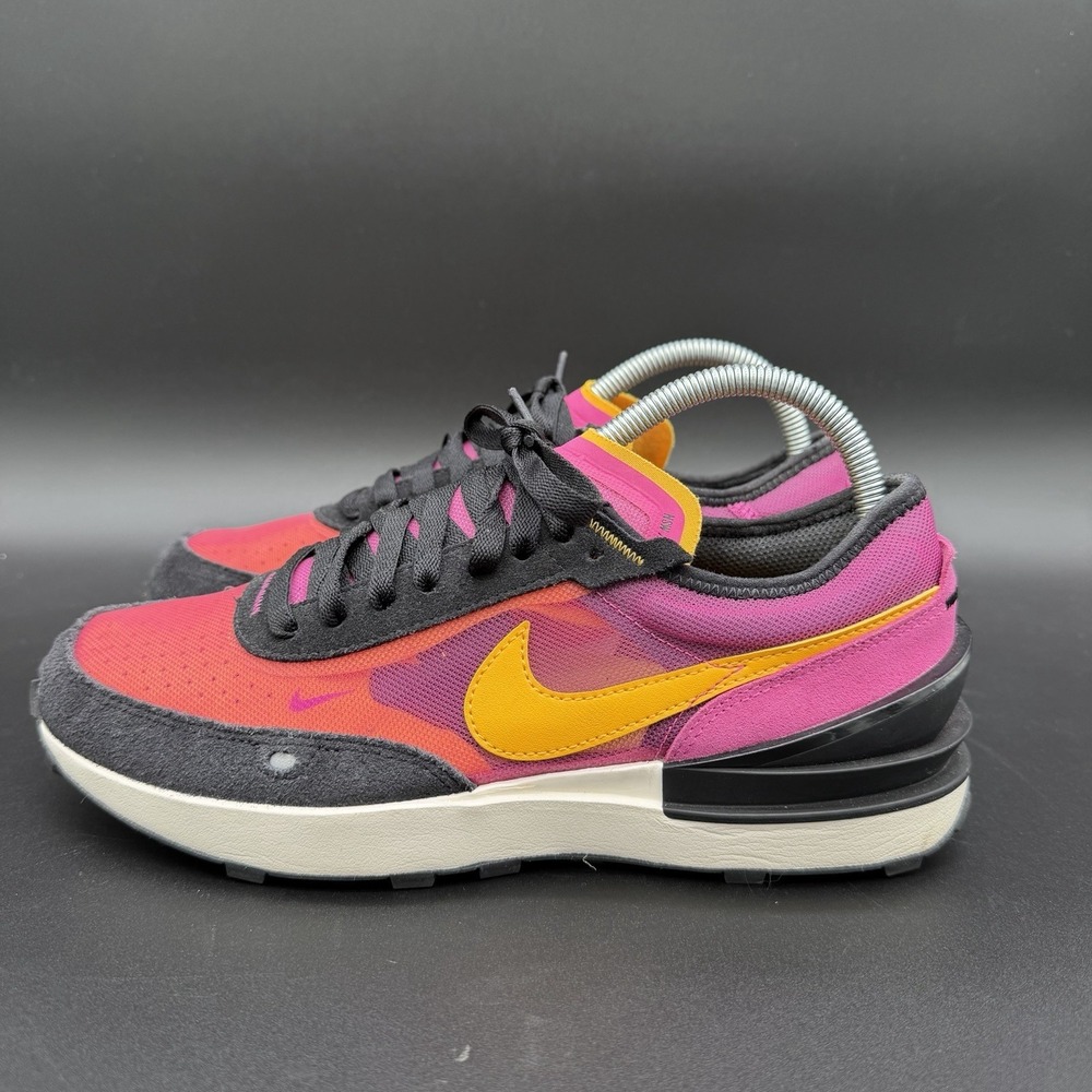 Nike‎ Waffle One Fuchsia Athletic Sneakers Running Shoe DC0481-600 Youth Size 7Y